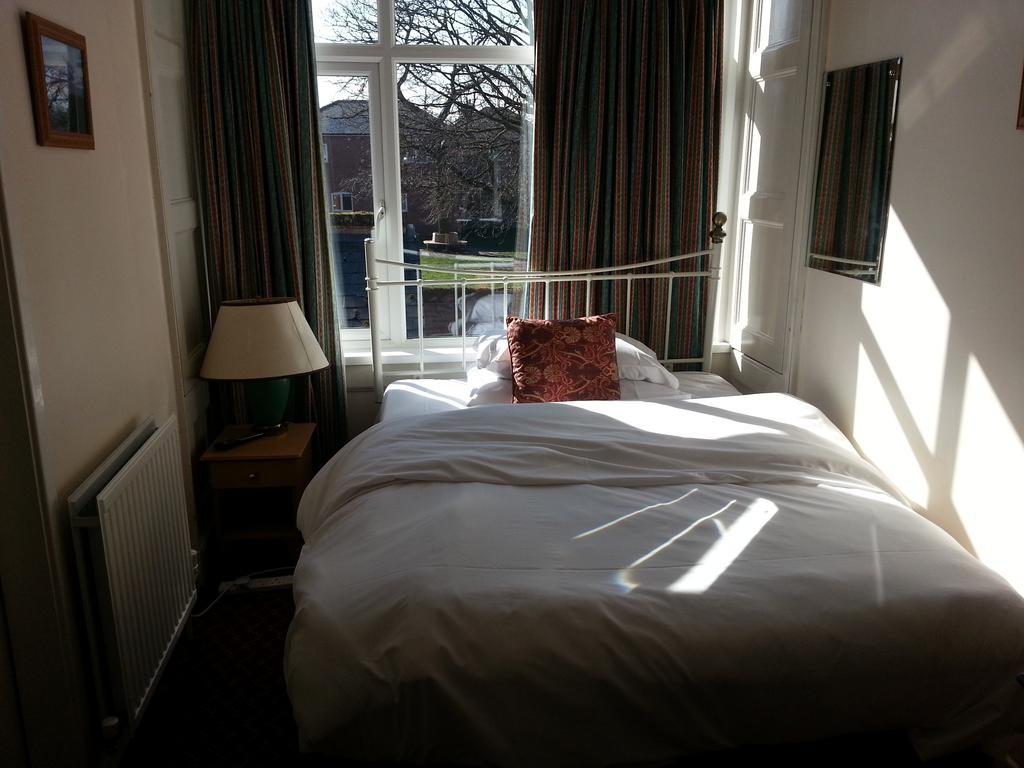 Cadogan Hotel Newmarket (Suffolk) Exterior foto