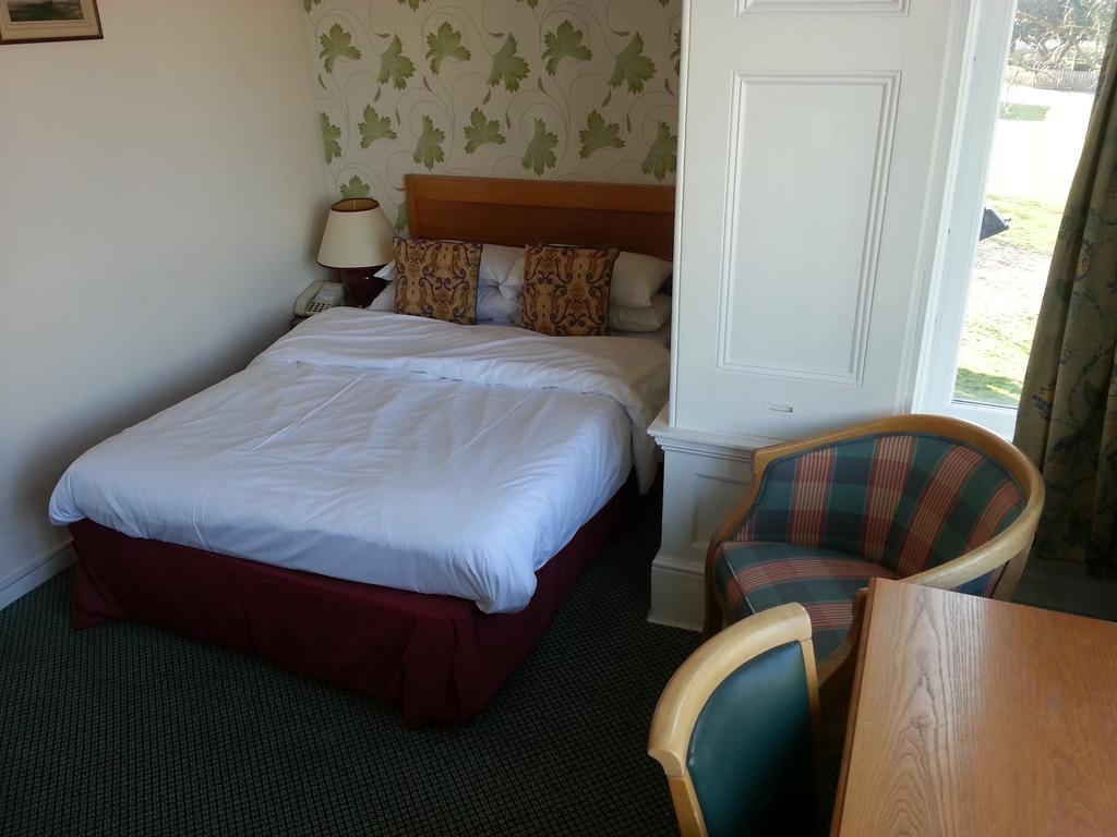 Cadogan Hotel Newmarket (Suffolk) Exterior foto